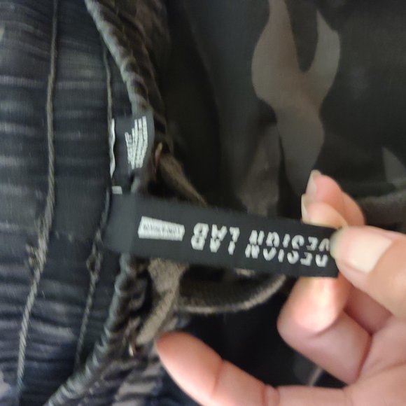 Camouflage pants - Picture 4 of 5